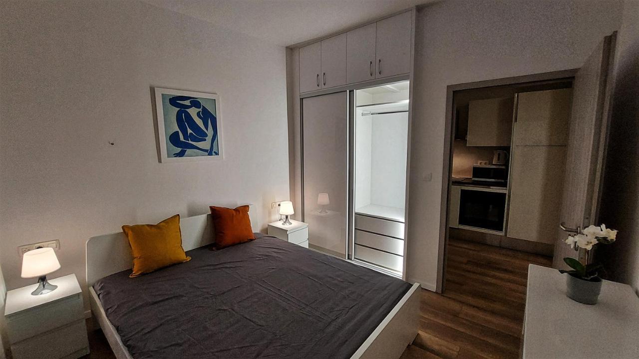 Apartments Square Загреб Екстер'єр фото