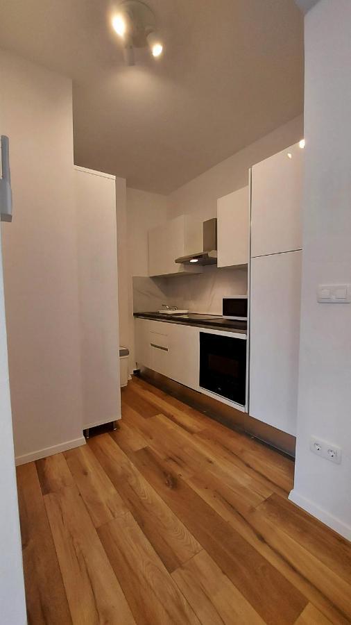 Apartments Square Загреб Екстер'єр фото
