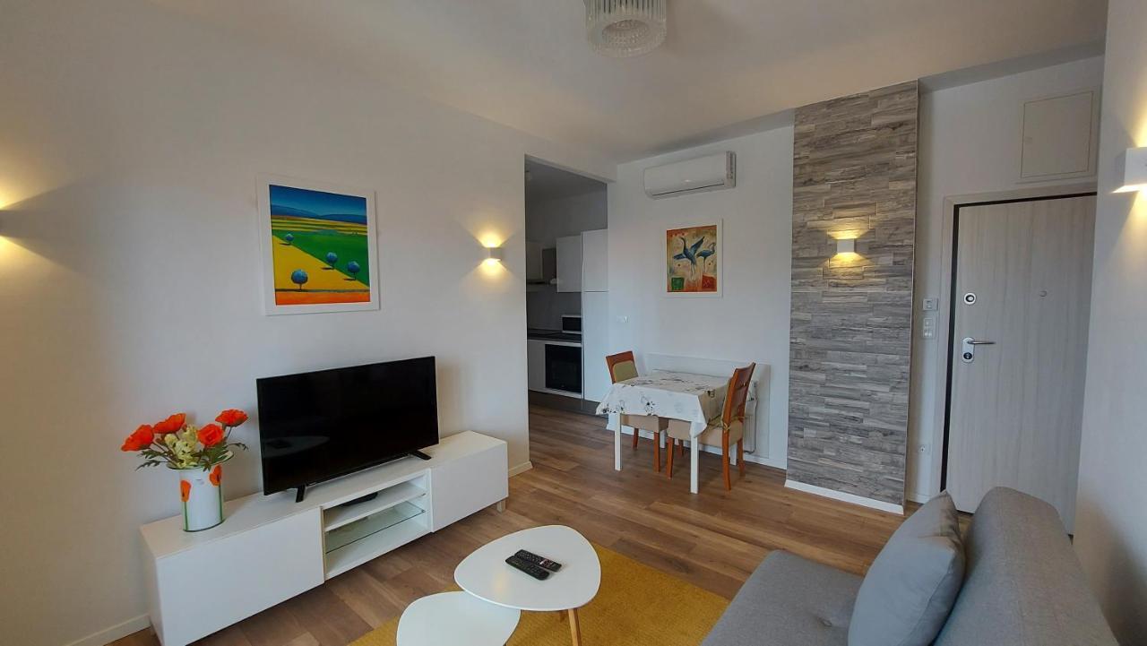 Apartments Square Загреб Екстер'єр фото