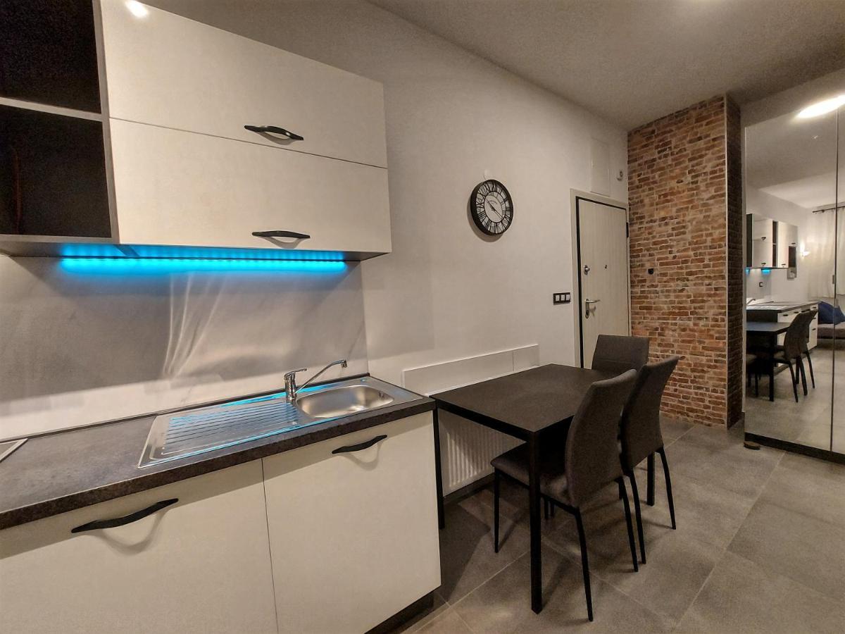 Apartments Square Загреб Екстер'єр фото
